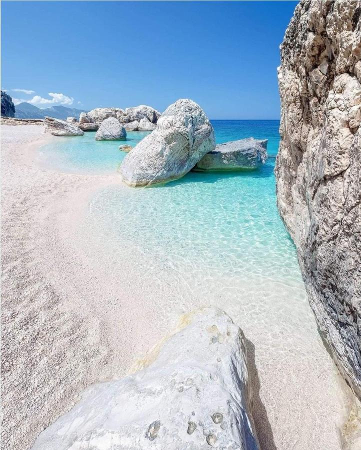 Villa Stella Fronte Mare Porto Frailis Àrbatax Buitenkant foto