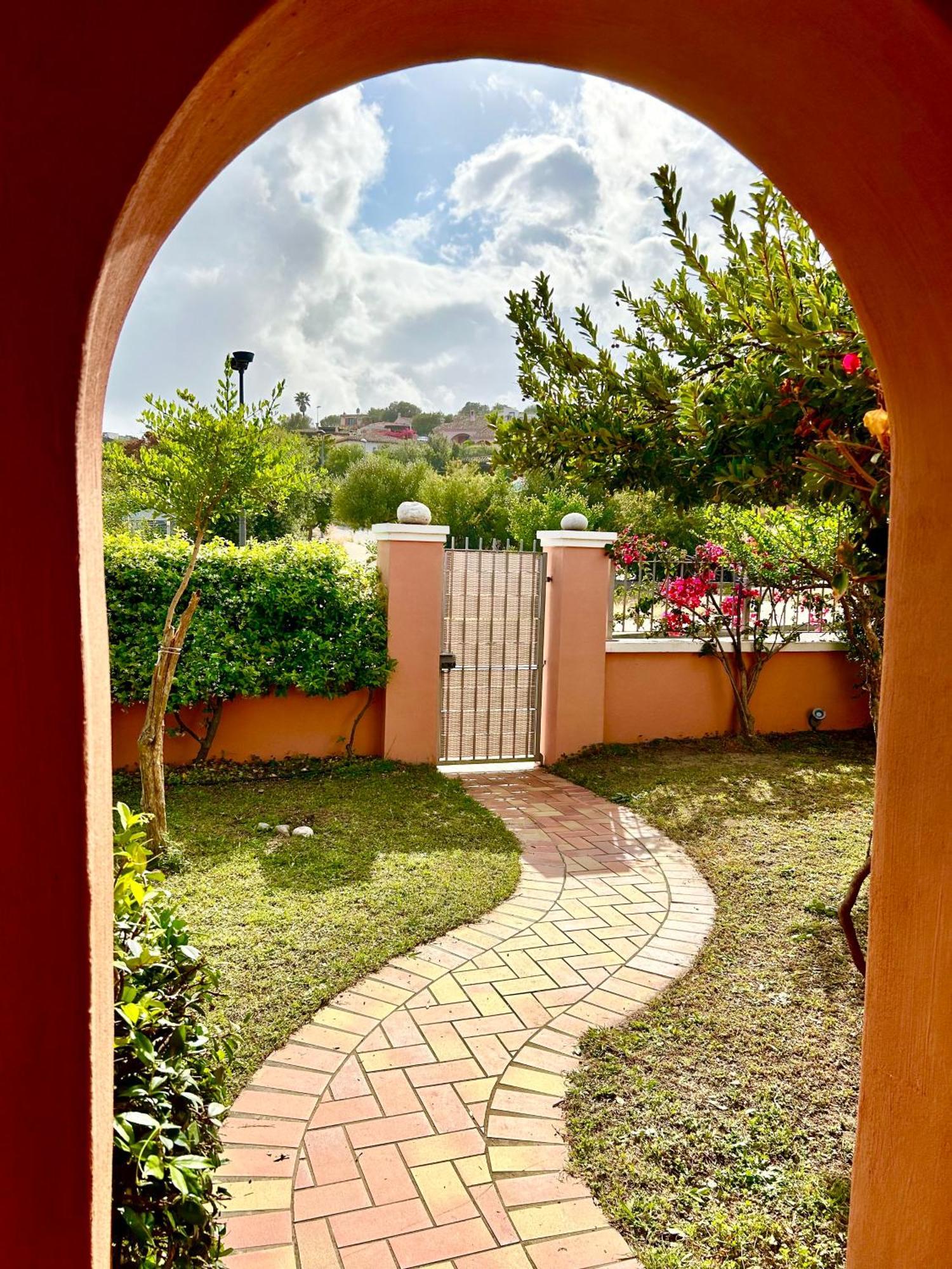 Villa Stella Fronte Mare Porto Frailis Àrbatax Buitenkant foto